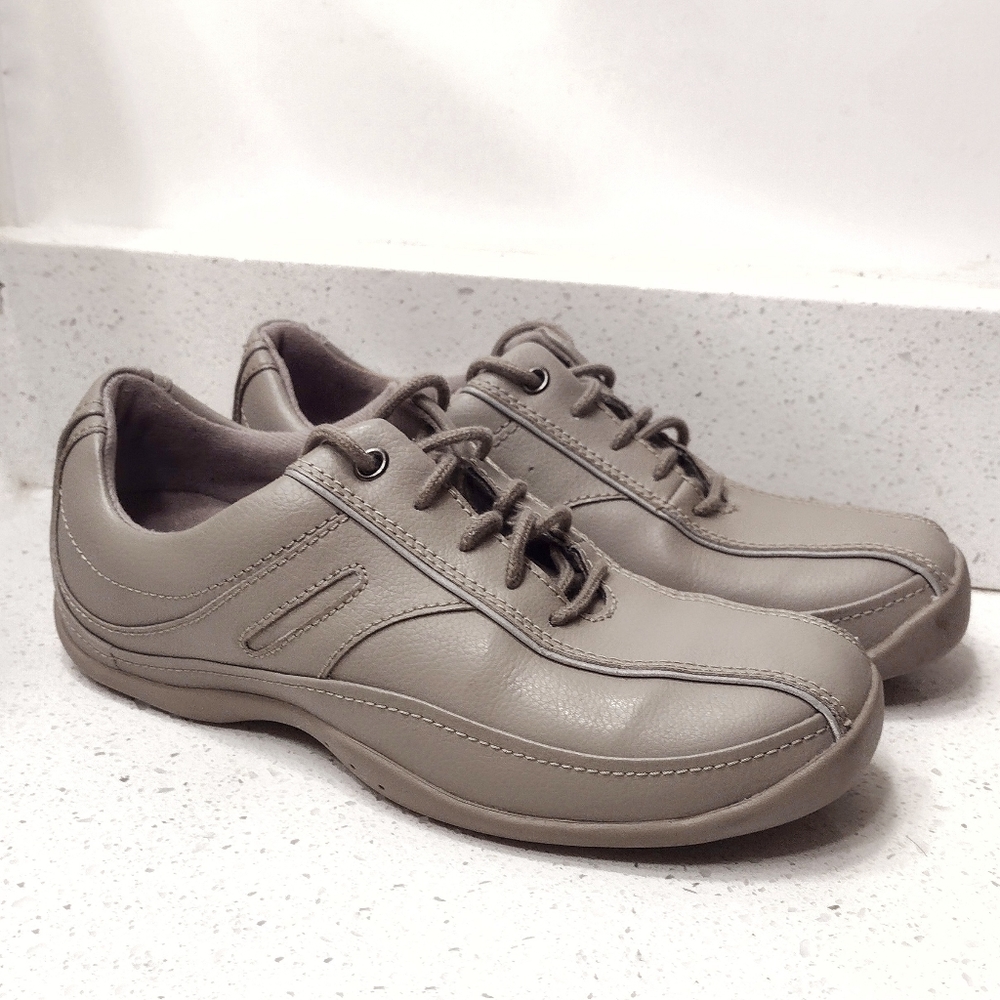 Clark's leather sneakers